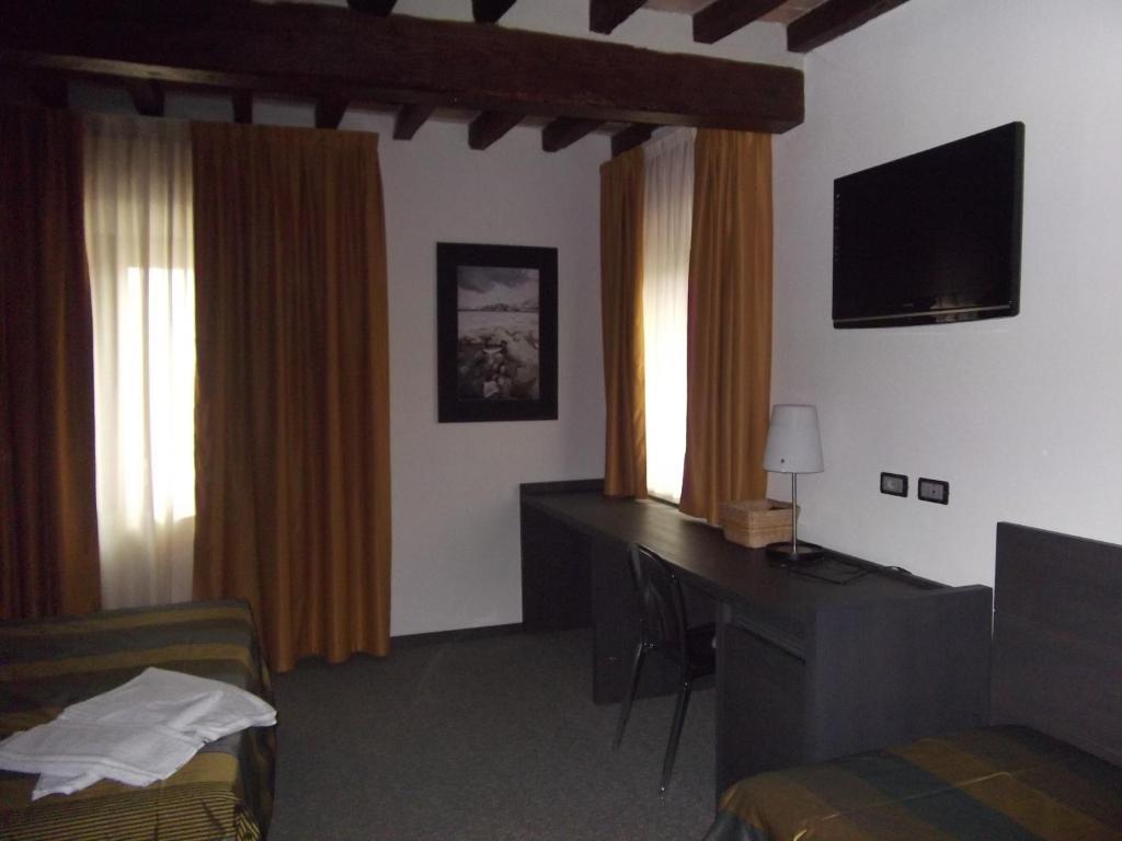 Locanda Sant'Ambrogio Rivalta  Zimmer foto