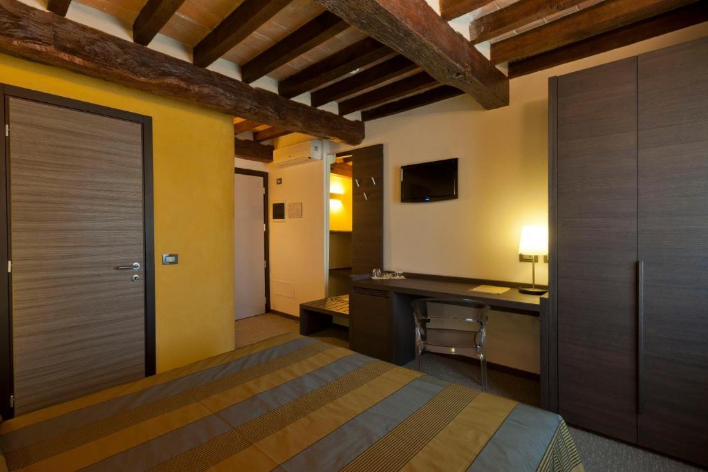 Locanda Sant'Ambrogio Rivalta  Zimmer foto