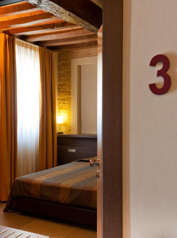 Locanda Sant'Ambrogio Rivalta  Zimmer foto
